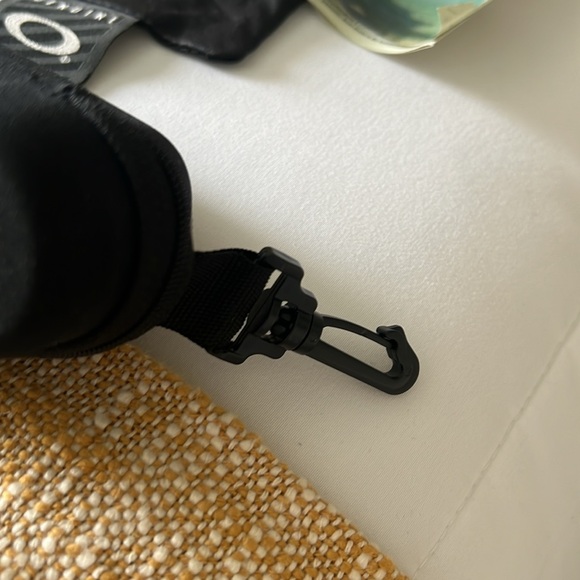 NWOT Maui Jim Turtle Bay MJ-411-10 - Picture 7 of 7